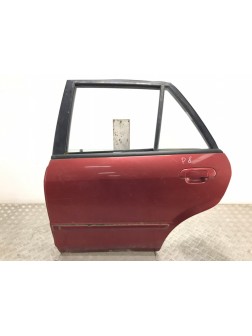 Дверь задняя левая бу для Mazda 323F  1.6 i,  2002 г.