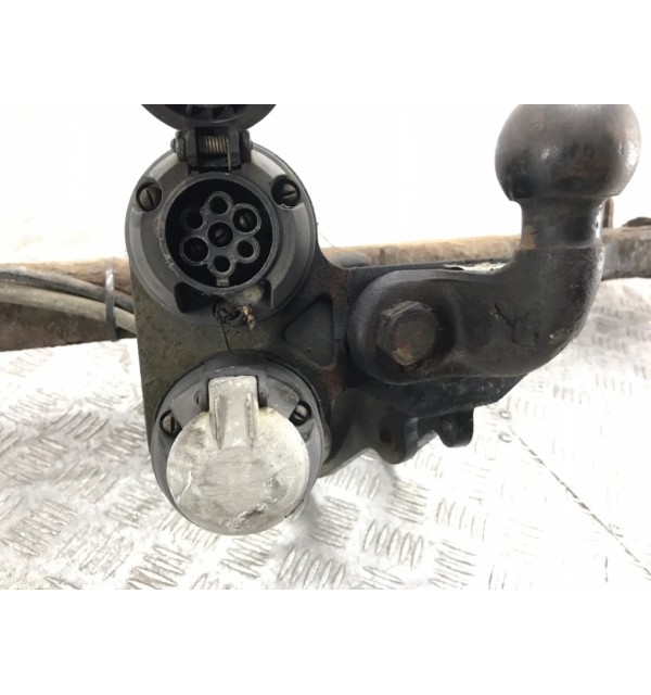 Прицепное устройство (фаркоп) бу для Peugeot 207 SW 1.6 HDi,  2007 г.