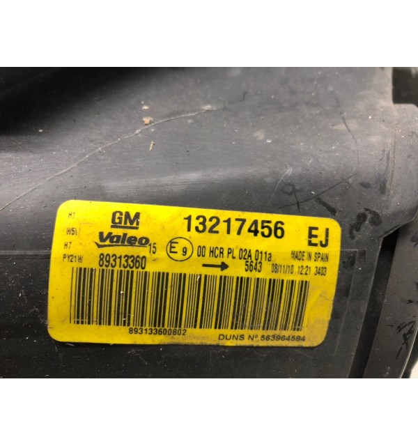 Фара правая бу для Opel Corsa D 1.4 i,  2010 г.