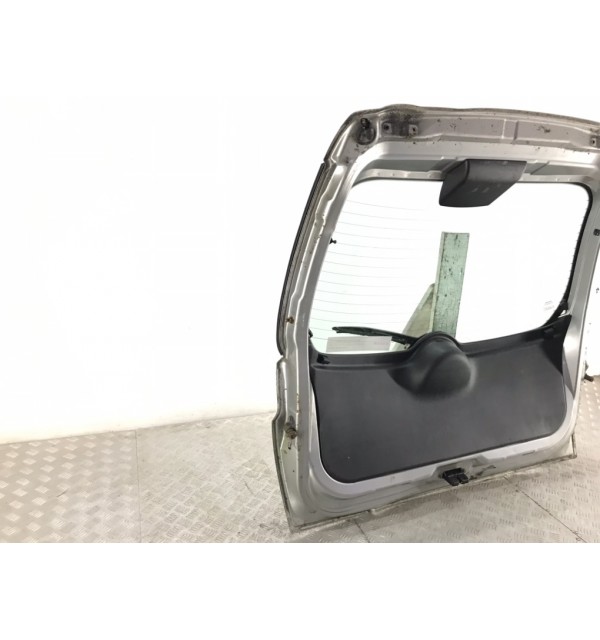 Крышка багажника бу для Nissan Micra K12 1.2 i,  2005 г.