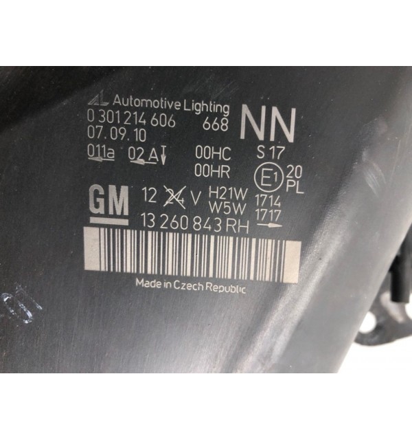 Фара правая бу для Opel Zafira B 1.9 CDTi,  2010 г.