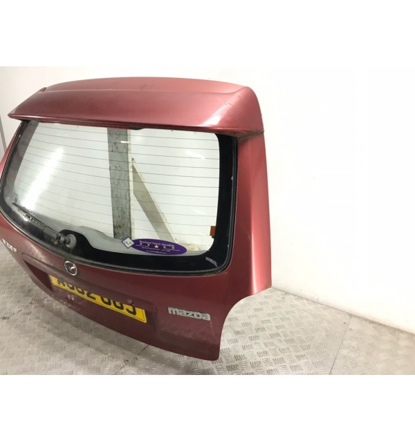 Крышка багажника бу для Mazda 323F  1.6 i,  2002 г.