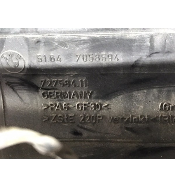 Панель передняя (телевизор) бу для BMW 3 E90/E91/E92/E93 2.0i,  2005 г.