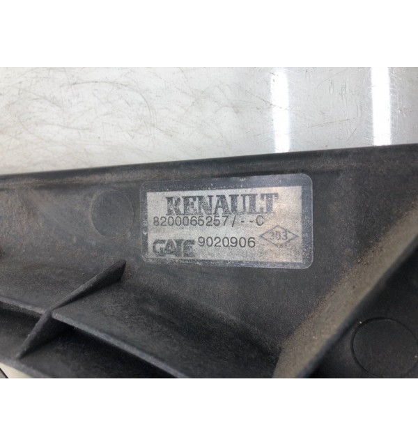 Вентилятор радиатора бу для Renault Megane 1 1.6 i,  2002 г.