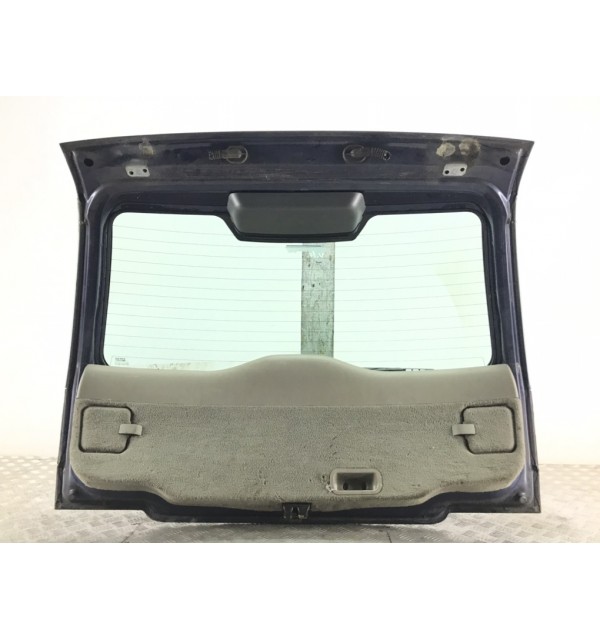 Крышка багажника бу для Volvo V40  1.9 DCi,  2003 г.