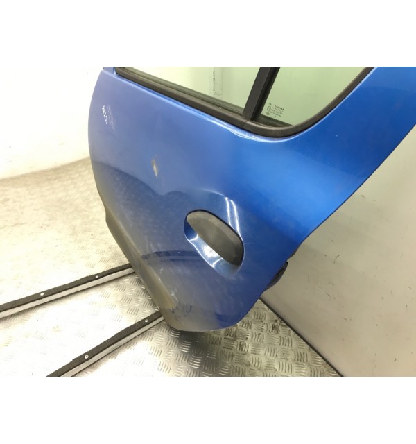 Дверь задняя левая бу для Dacia Sandero  0.9 TCE,  2016 г.
