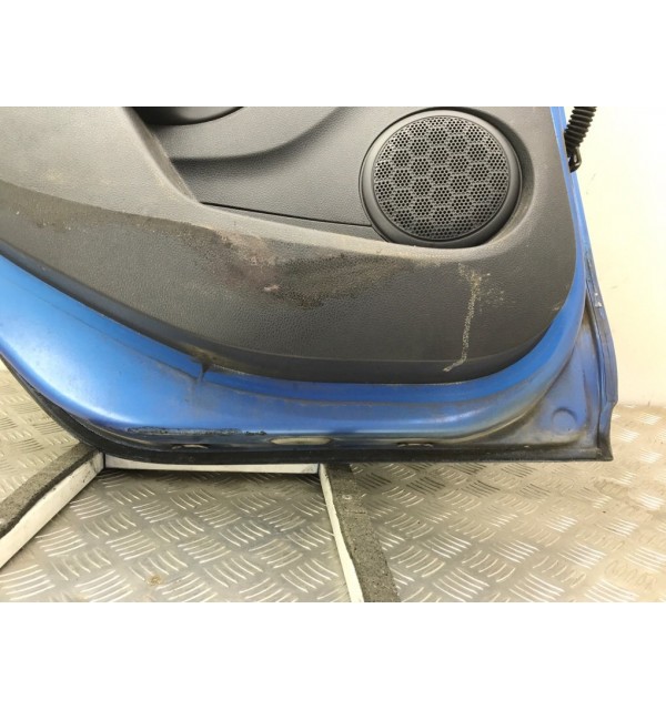 Дверь задняя левая бу для Dacia Sandero  0.9 TCE,  2016 г.