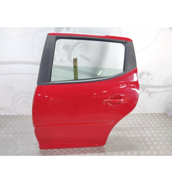 Дверь задняя левая бу для Peugeot 207  1.6 i,  2008 г. бу контрактные купить в Спб