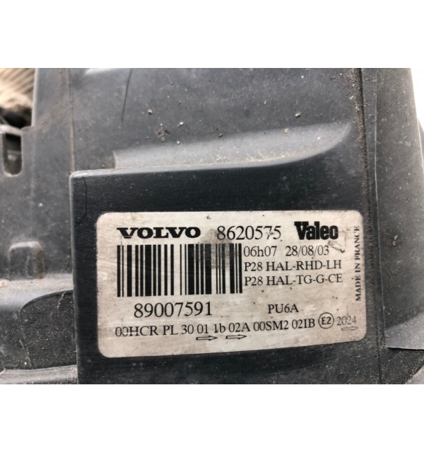 Фара левая бу для Volvo XC90  2.4 D5,  2003 г.