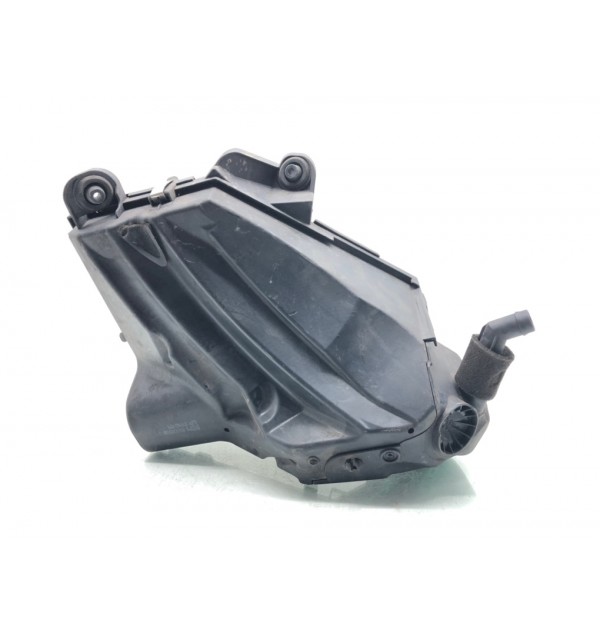 Корпус воздушного фильтра бу для BMW 3 E90/E91/E92/E93 2.0 TD,  2011 г.