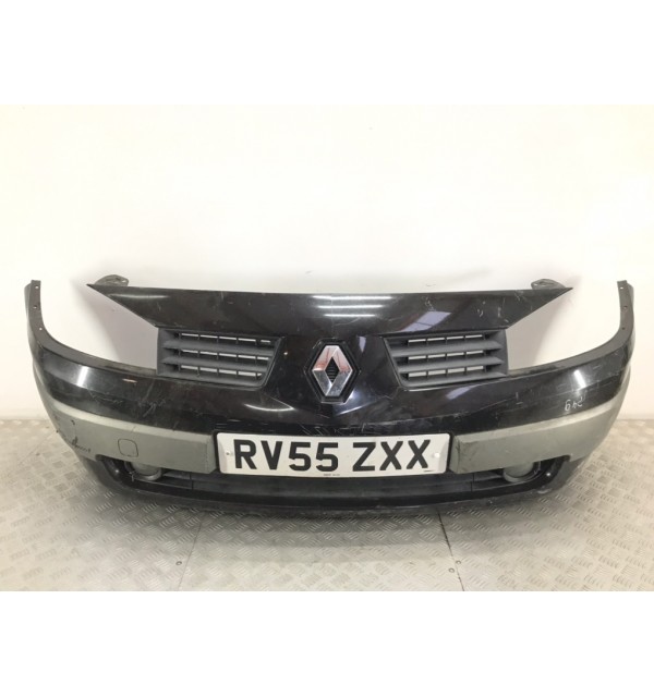 Бампер передний бу для Renault Megane 2 2.0 i,  2005 г.