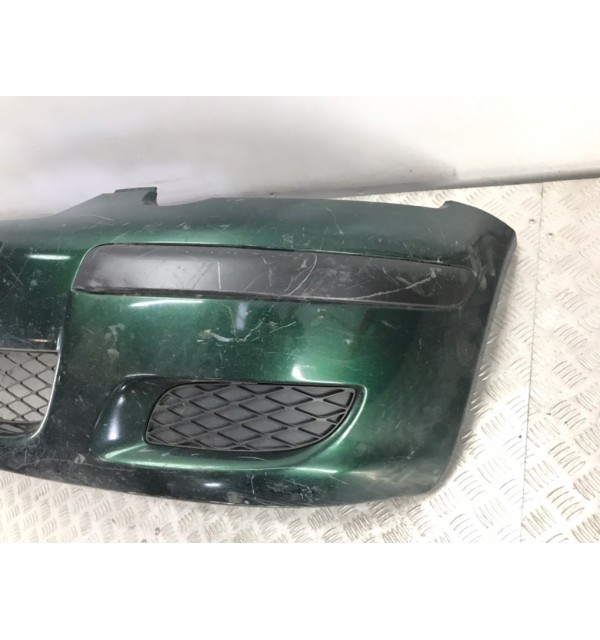 Бампер передний бу для Toyota Yaris P1 1.4 D-4D,  2004 г.