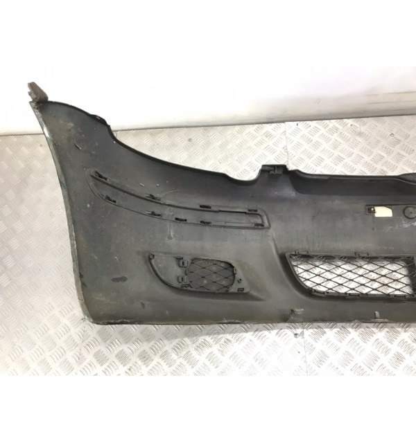 Бампер передний бу для Toyota Yaris P1 1.4 D-4D,  2004 г.