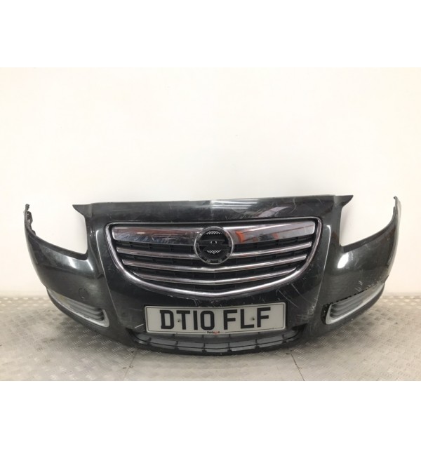 Бампер передний бу для Opel Insignia  1.8 i,  2010 г.