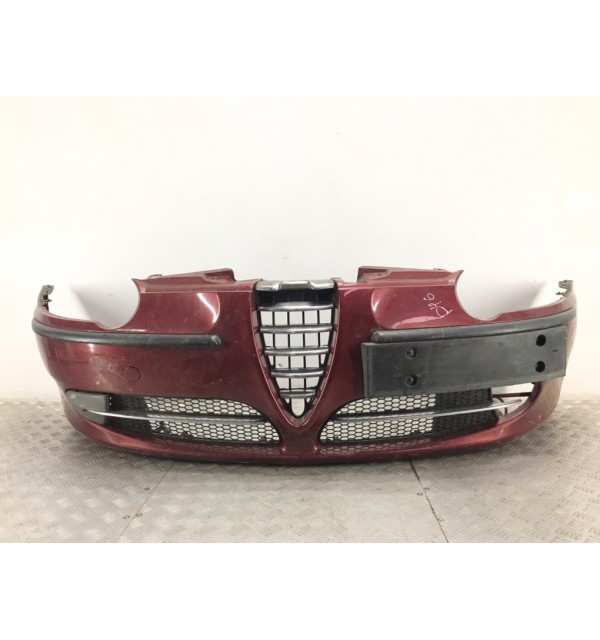 Бампер передний бу для Alfa Romeo 147  1.6 i,  2002 г.