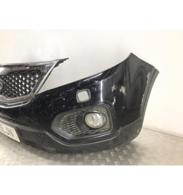 Бампер передний бу для Kia Sorento  2.2 CRDi,  2011 г.