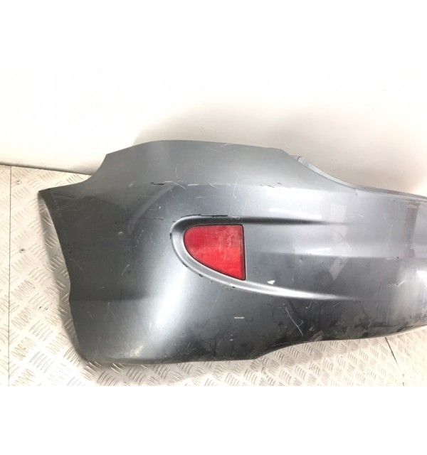Бампер задний бу для Honda Civic 7 1.6 i,  2004 г.