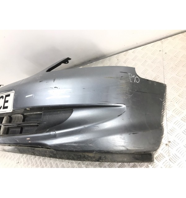 Бампер передний бу для Honda Civic 7 1.6 i,  2004 г.