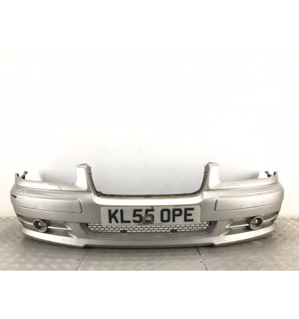 Бампер передний бу для Hyundai Trajet  2.0 CRDi,  2005 г.