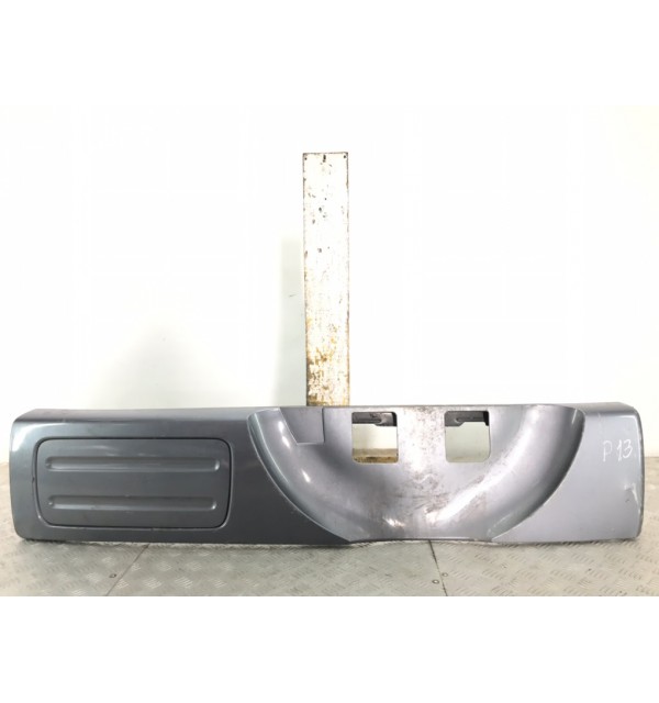 Накладка двери (крышки) багажника бу для Honda CR-V  2.0 i,  2005 г.