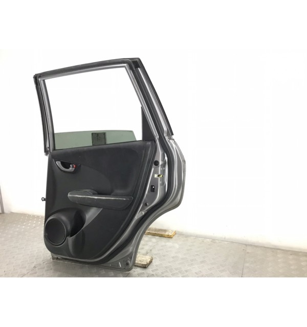 Дверь задняя правая бу для Honda Jazz 2 1.3 i,  2010 г.