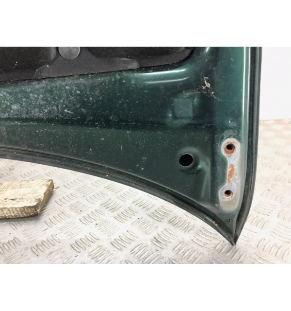 Капот бу для Toyota Yaris P1 1.4 D-4D,  2004 г.
