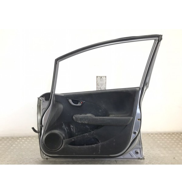 Дверь передняя правая бу для Honda Jazz 2 1.3 i,  2010 г.