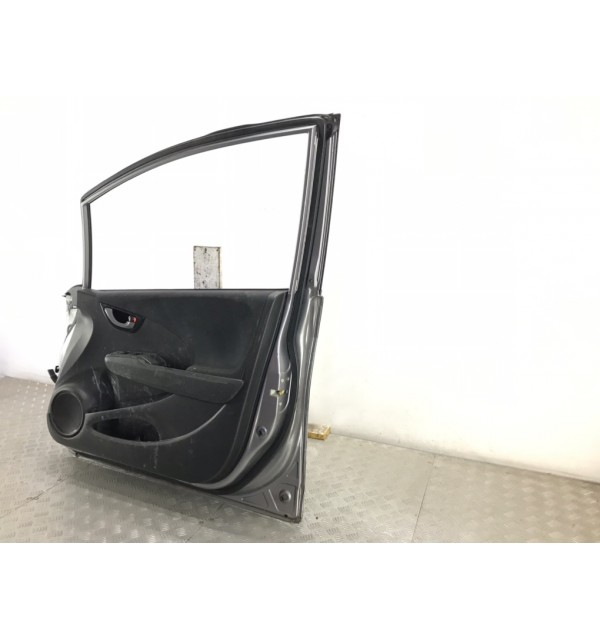 Дверь передняя правая бу для Honda Jazz 2 1.3 i,  2010 г.