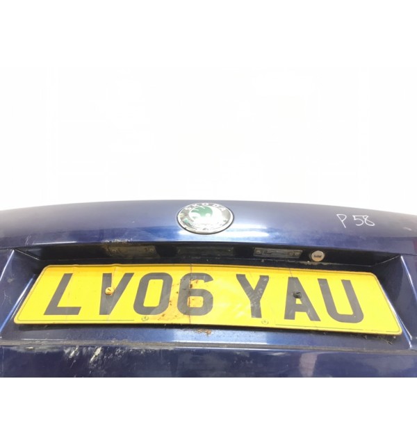 Крышка багажника бу для Skoda Superb  1.9 TDi,  2006 г.