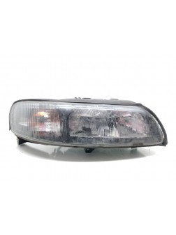 Фара правая бу для Volvo V70  2.4 TD,  2003 г.