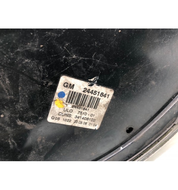 Фонарь задний левый бу для Opel Zafira B 1.6 i,  2006 г.