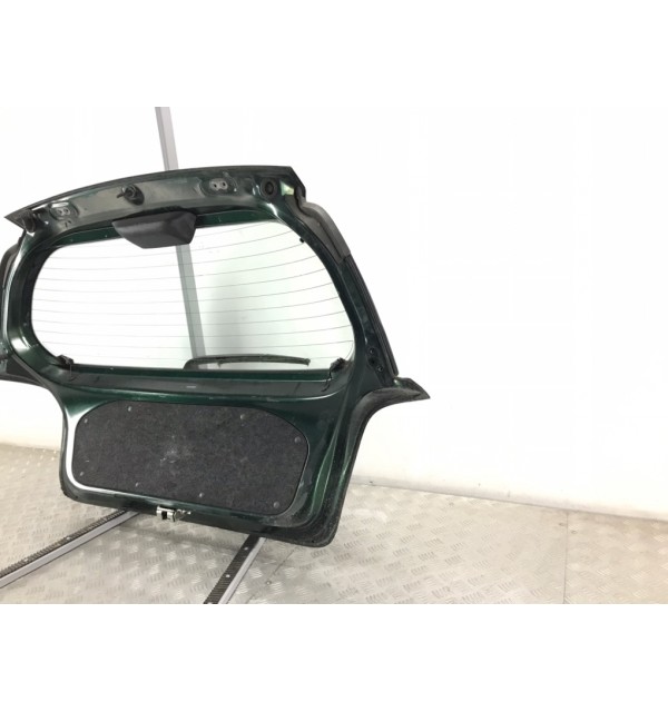 Крышка багажника бу для Toyota Yaris P1 1.4 D-4D,  2004 г.
