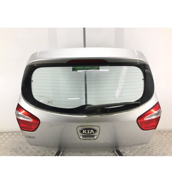 Крышка багажника бу для Kia Rio 3 1.2 i,  2013 г.