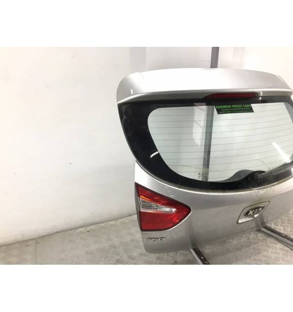 Крышка багажника бу для Kia Rio 3 1.2 i,  2013 г.