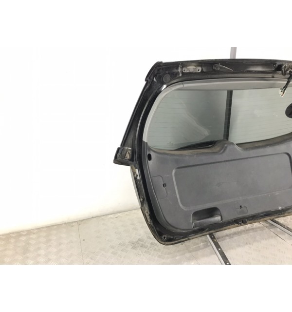 Крышка багажника бу для Kia Sorento  2.2 CRDi,  2011 г.