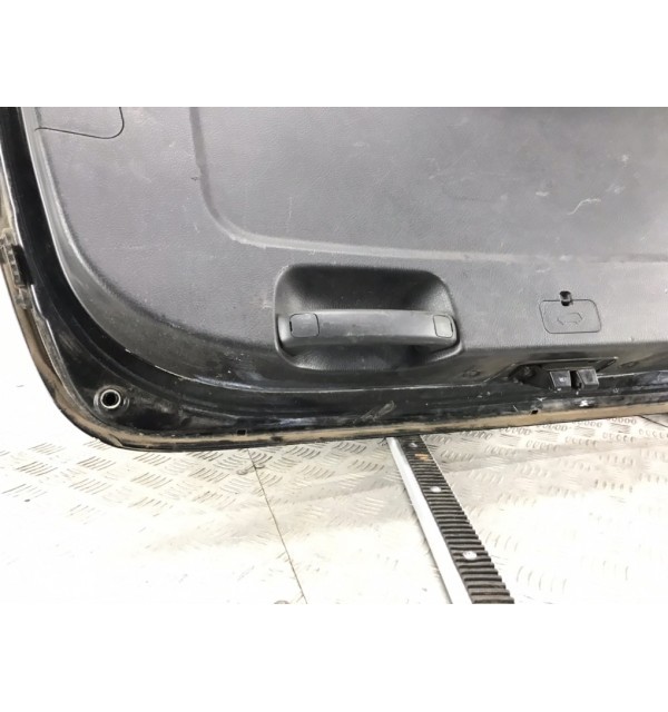 Крышка багажника бу для Kia Sorento  2.2 CRDi,  2011 г.