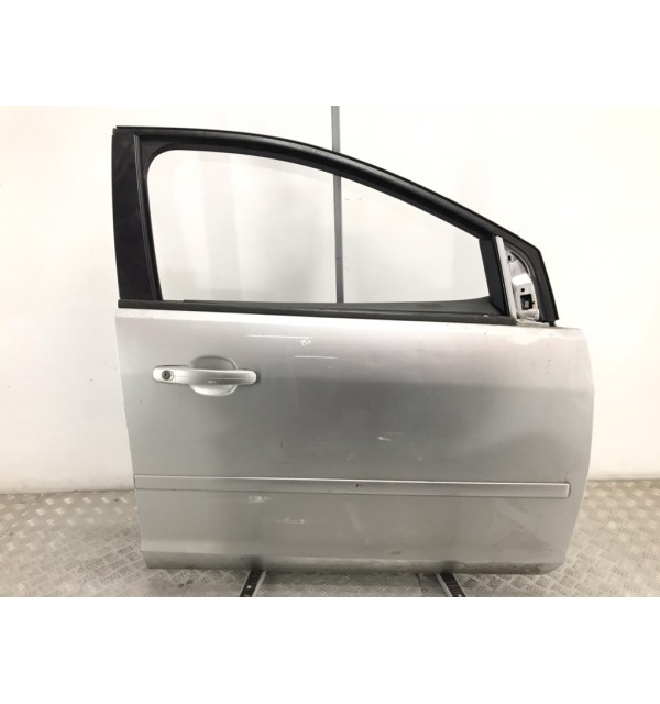 Дверь передняя правая бу для Ford Focus 2 1.8 i,  2007 г.
