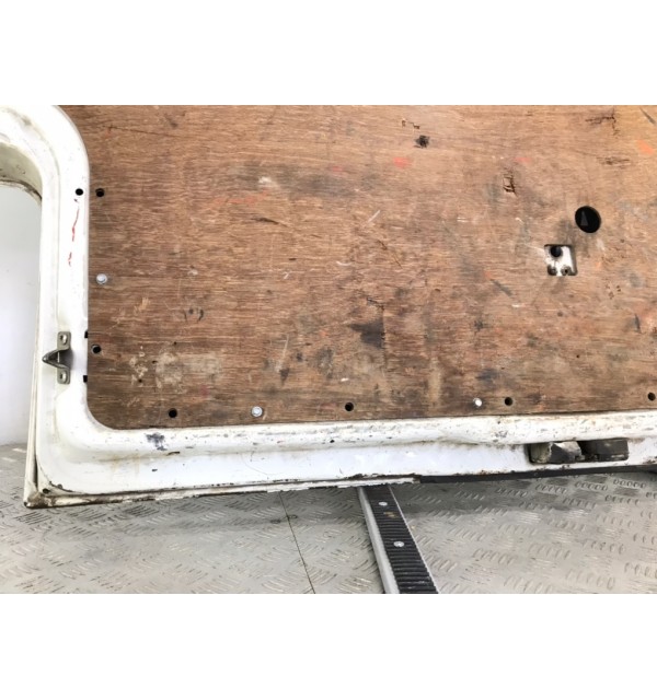 Крышка багажника бу для Volkswagen Transporter T4 2.5 TDI,  2002 г.