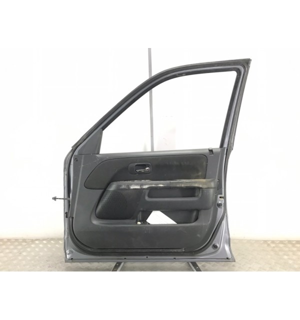 Дверь передняя правая бу для Honda CR-V  2.0 i,  2005 г.