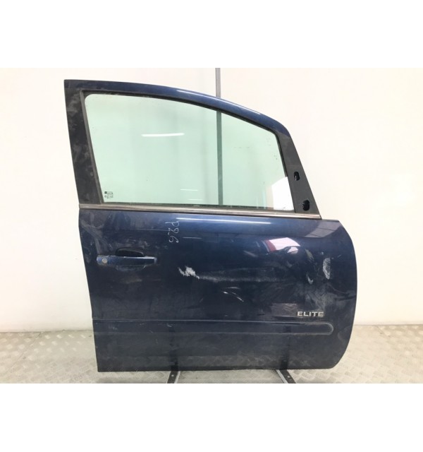 Дверь передняя правая бу для Opel Zafira B 1.7 CDTi,  2011 г.