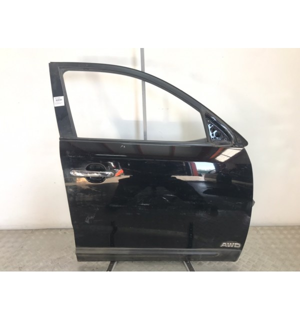 Дверь передняя правая бу для Kia Sorento  2.2 CRDi,  2011 г.