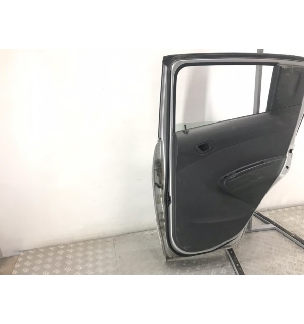 Дверь задняя правая бу для Chevrolet Spark  1.2 i,  2013 г.