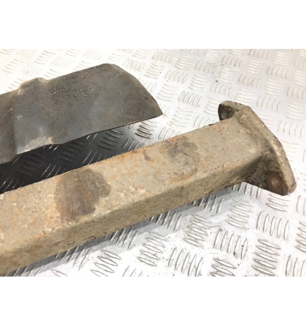 Прицепное устройство (фаркоп) бу для Mitsubishi Pajero 3 3.2 DiD,  2002 г.