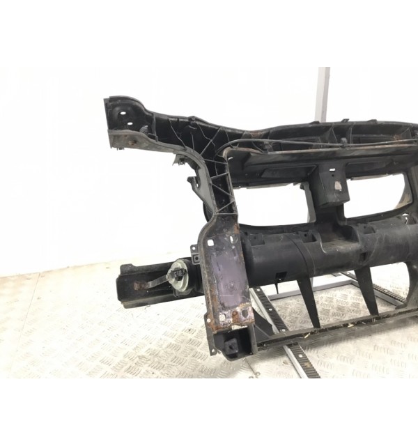 Панель передняя (телевизор) бу для BMW 3 E90/E91/E92/E93 2.0 i,  2006 г.
