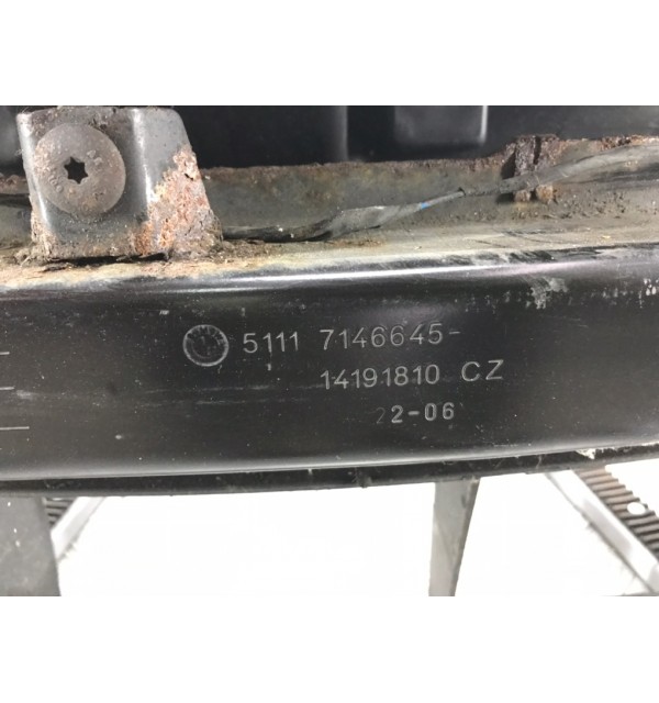 Панель передняя (телевизор) бу для BMW 3 E90/E91/E92/E93 2.0 i,  2006 г.
