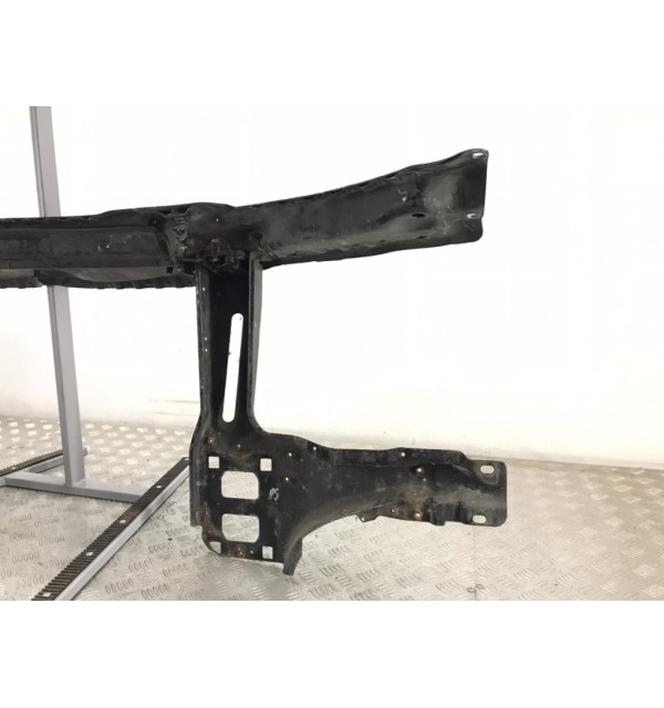 Панель передняя (телевизор) бу для Land Rover Range Rover  3.0 TD,  2003 г.