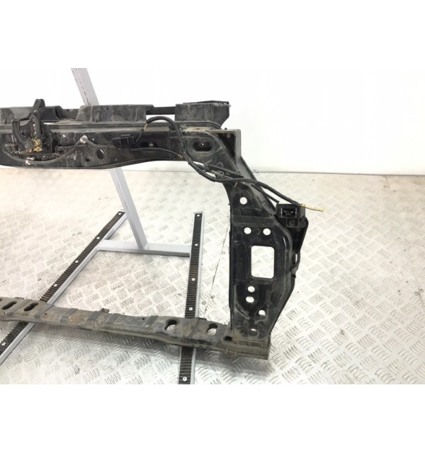 Панель передняя (телевизор) бу для Kia Rio 3 1.2 i,  2013 г.