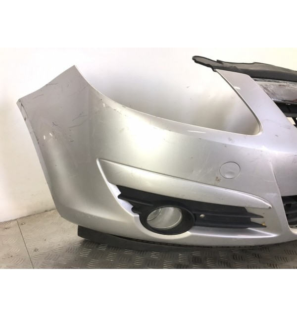 Бампер передний бу для Opel Corsa D 1.4 i,  2008 г.