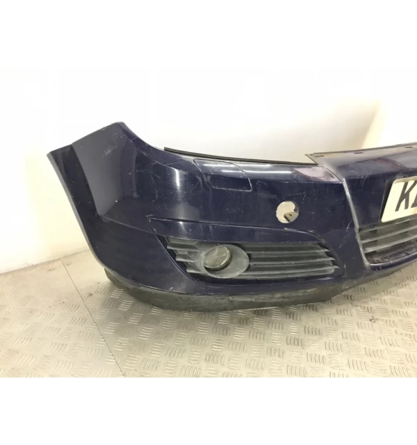 Бампер передний бу для Opel Astra H 1.7 CDTi,  2004 г.