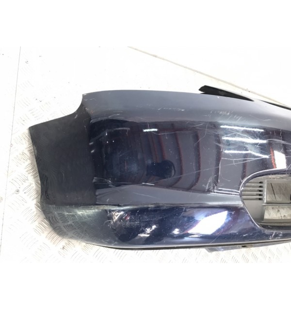 Бампер передний бу для Honda Civic 7 1.6 i,  2001 г.